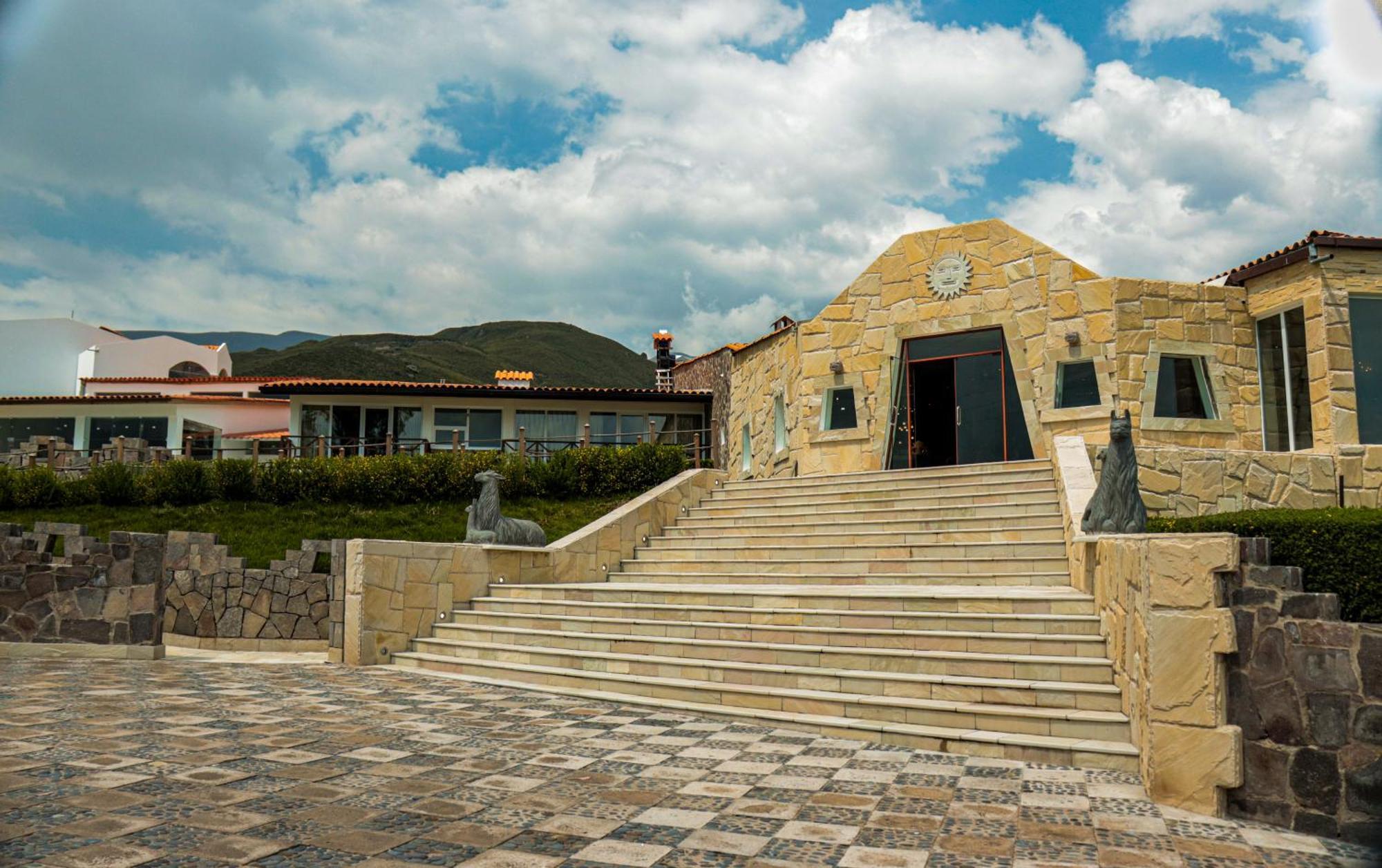 Hotel Puerta Del Sol Colca Yanque Exterior foto